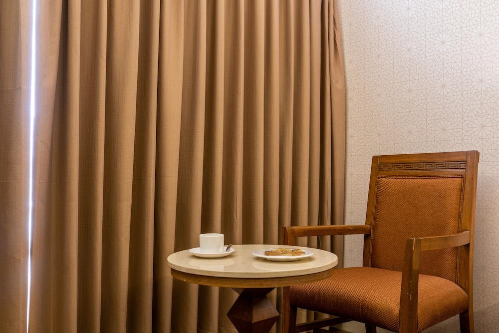 Treebo Trend Surya Nashik Hotel Eksteriør billede