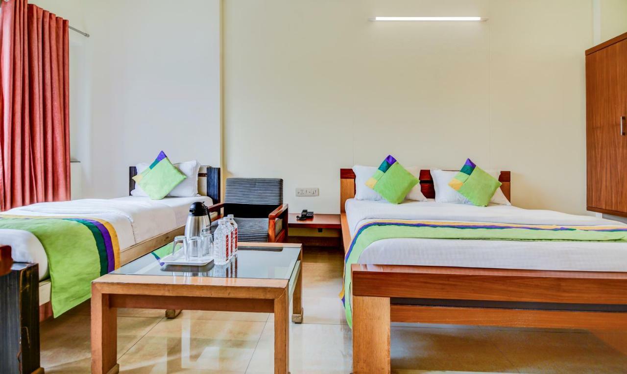 Treebo Trend Surya Nashik Hotel Eksteriør billede
