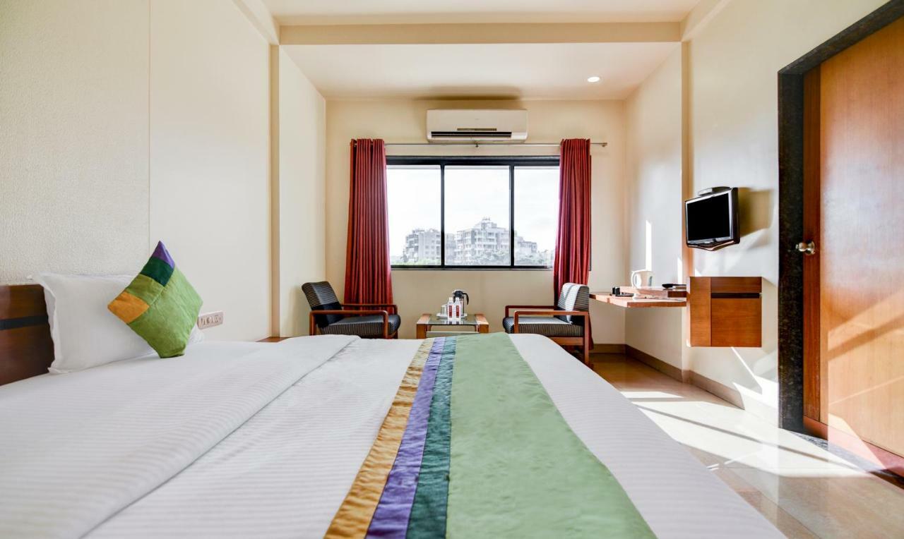 Treebo Trend Surya Nashik Hotel Eksteriør billede