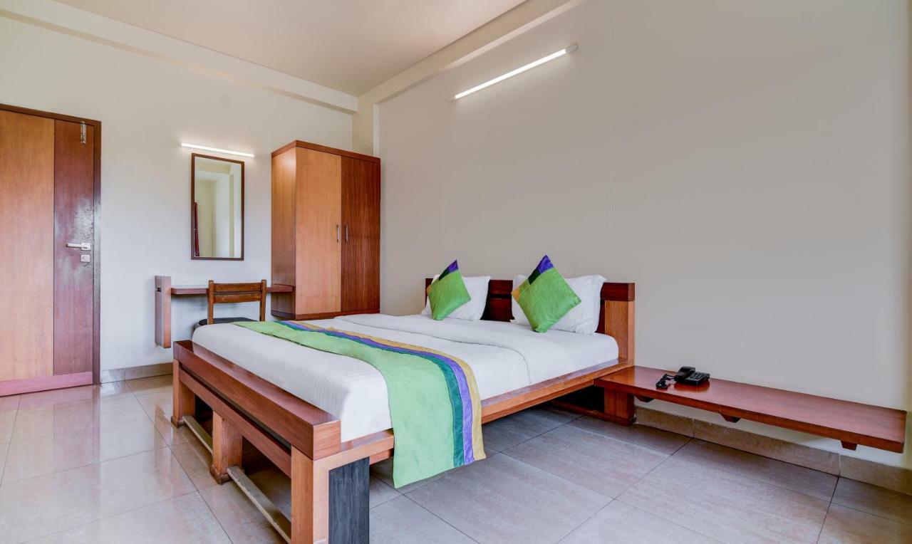 Treebo Trend Surya Nashik Hotel Eksteriør billede