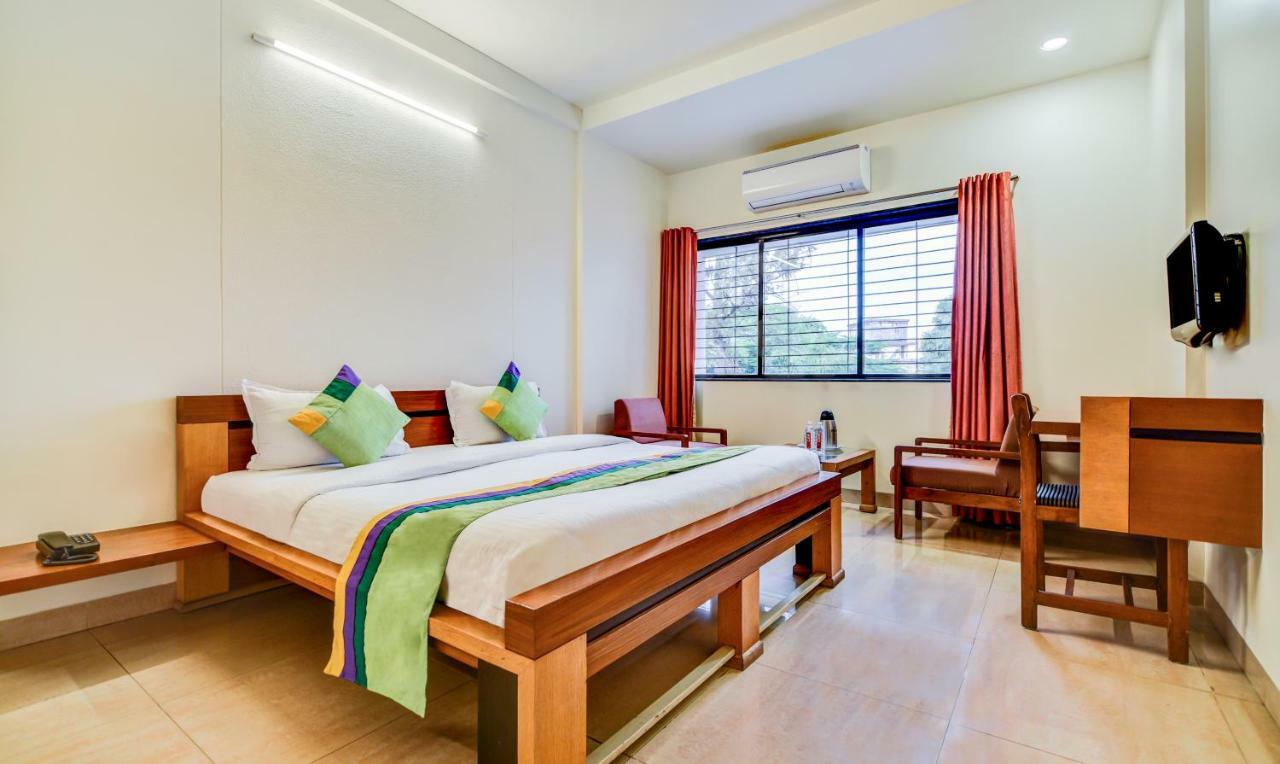 Treebo Trend Surya Nashik Hotel Eksteriør billede